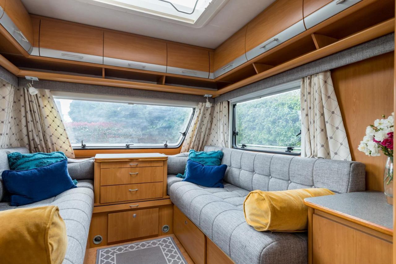 Cosy Caravan On Luxury Campsite Hulme End Exteriér fotografie