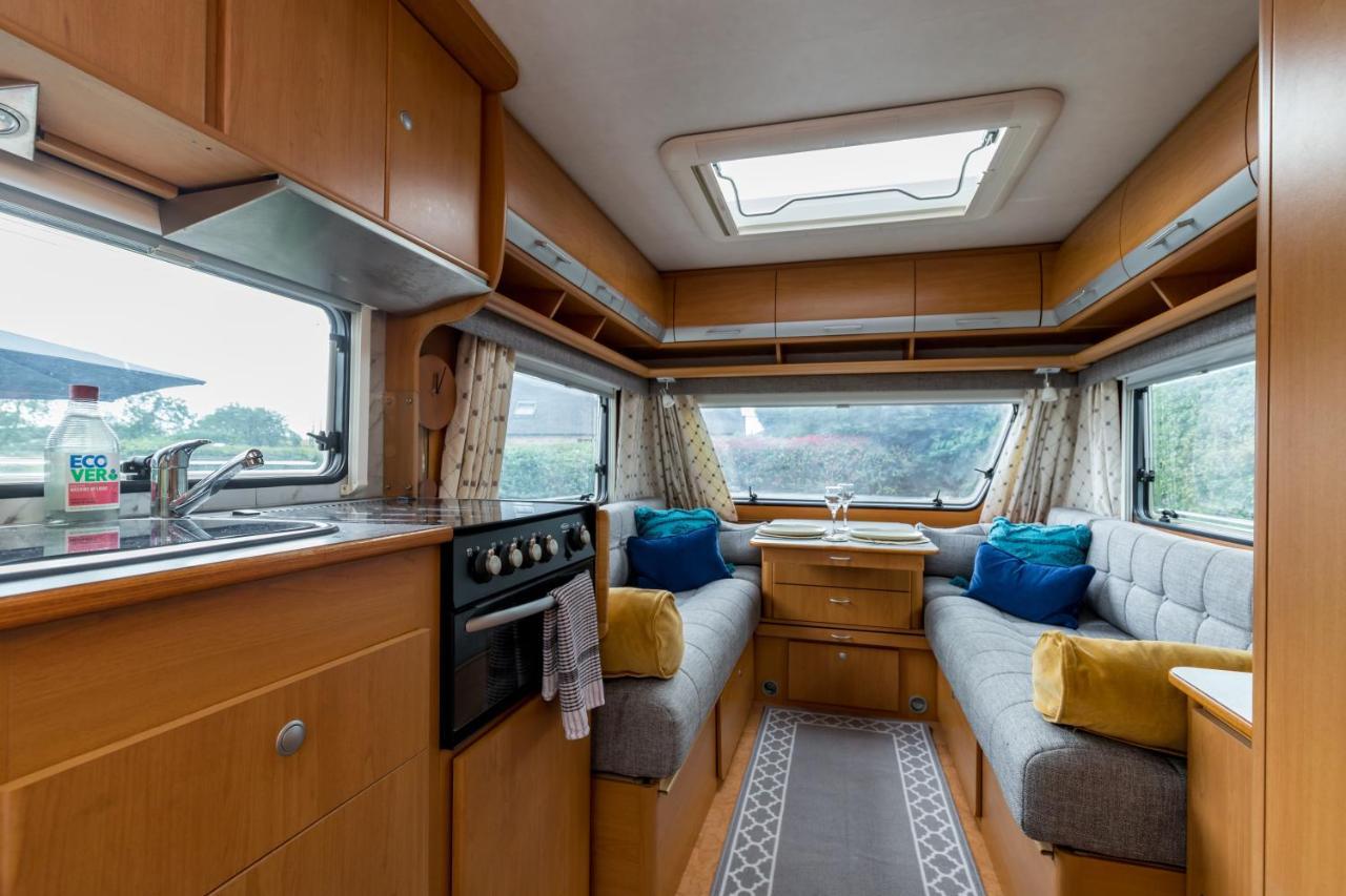 Cosy Caravan On Luxury Campsite Hulme End Exteriér fotografie