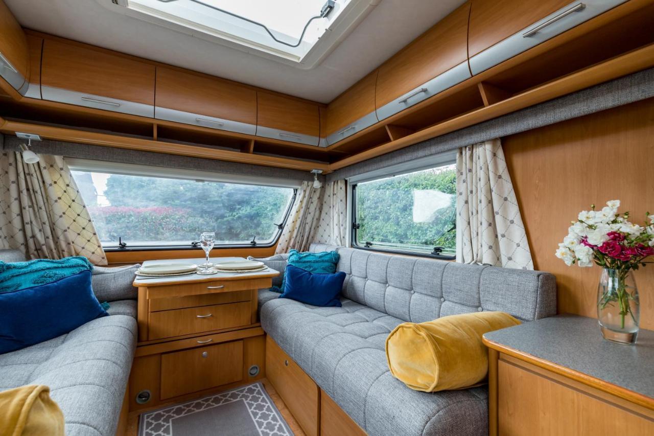 Cosy Caravan On Luxury Campsite Hulme End Exteriér fotografie