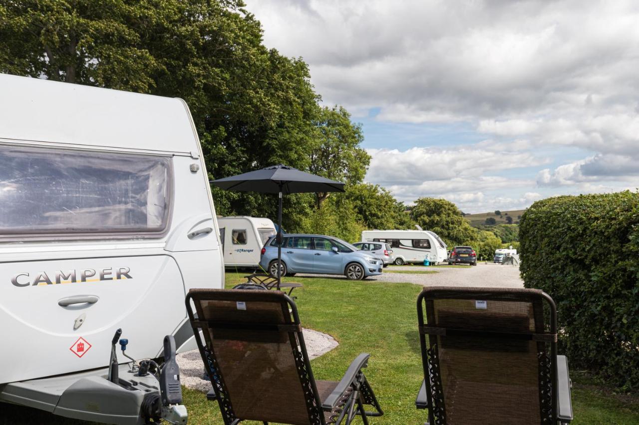 Cosy Caravan On Luxury Campsite Hulme End Exteriér fotografie