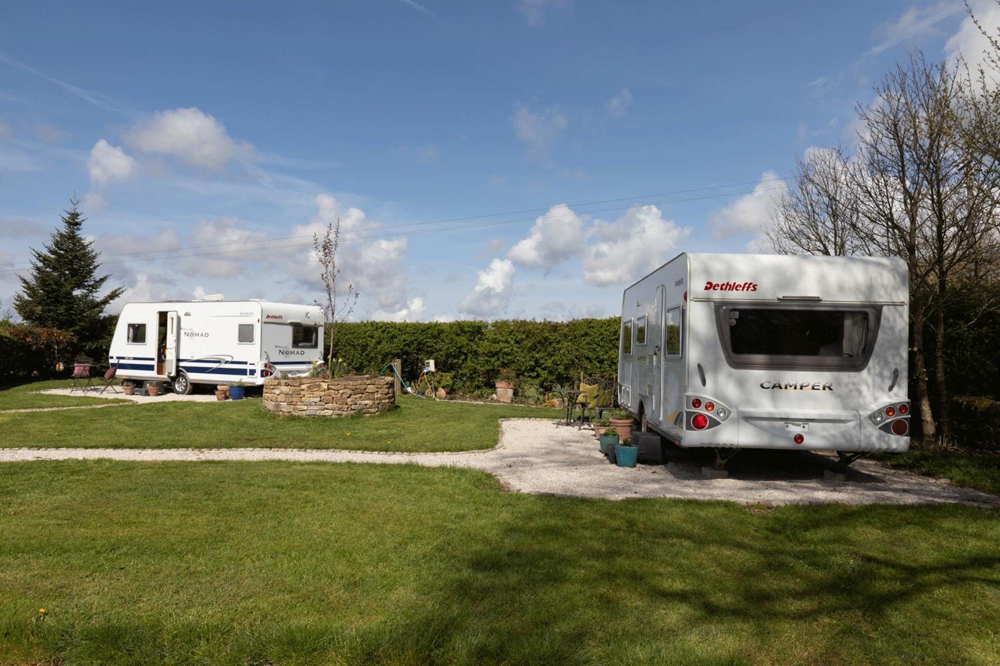 Cosy Caravan On Luxury Campsite Hulme End Exteriér fotografie