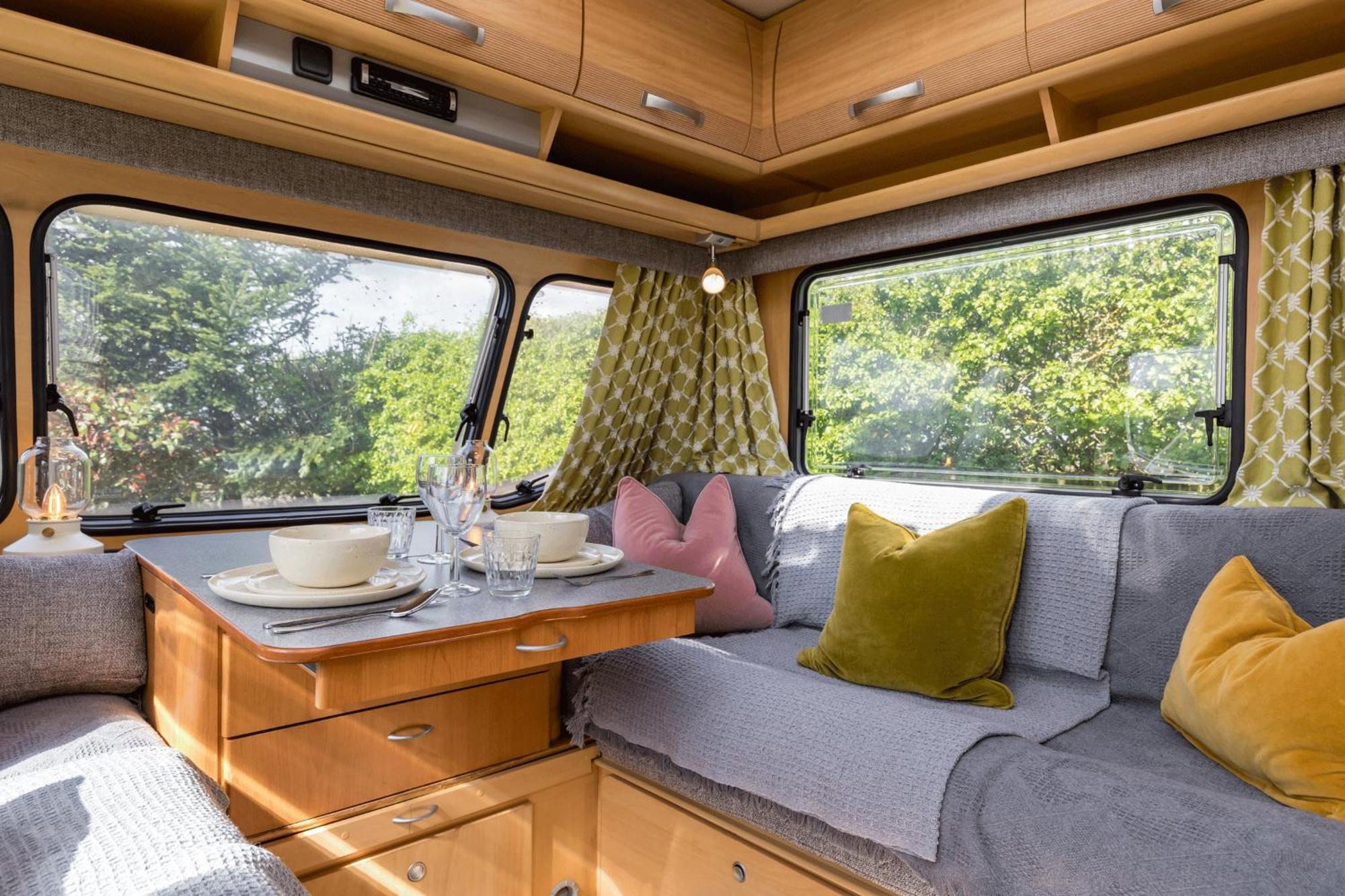 Cosy Caravan On Luxury Campsite Hulme End Exteriér fotografie