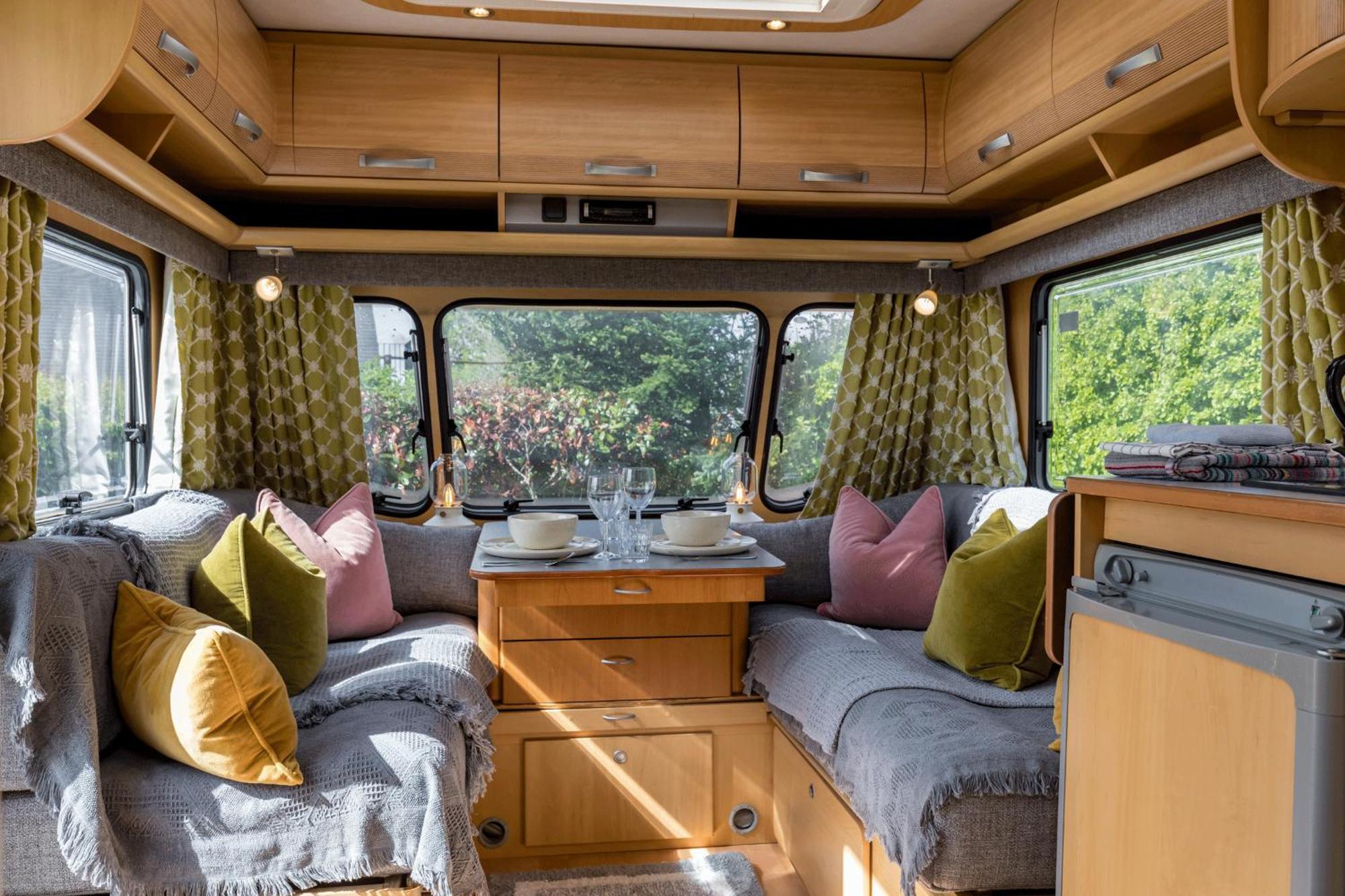 Cosy Caravan On Luxury Campsite Hulme End Exteriér fotografie