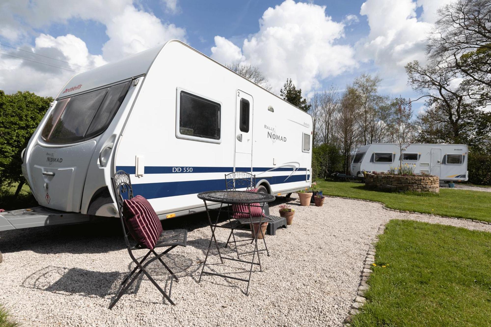 Cosy Caravan On Luxury Campsite Hulme End Exteriér fotografie